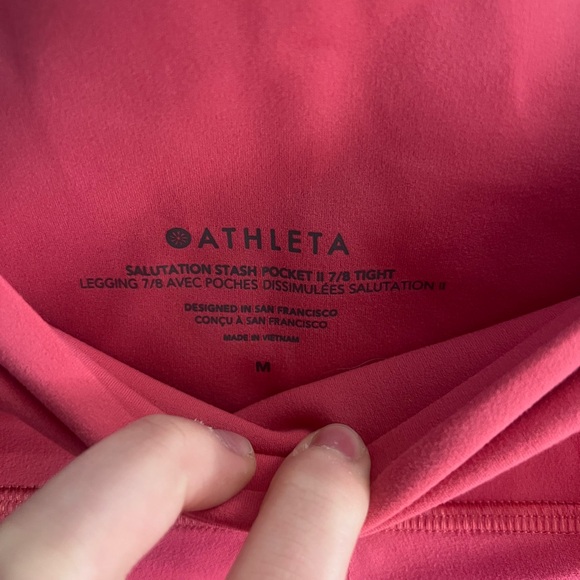 Athleta Salutation Stash Pocket II 7/8 Leggings | Pink | Medium | NWT - Picture 5 of 7